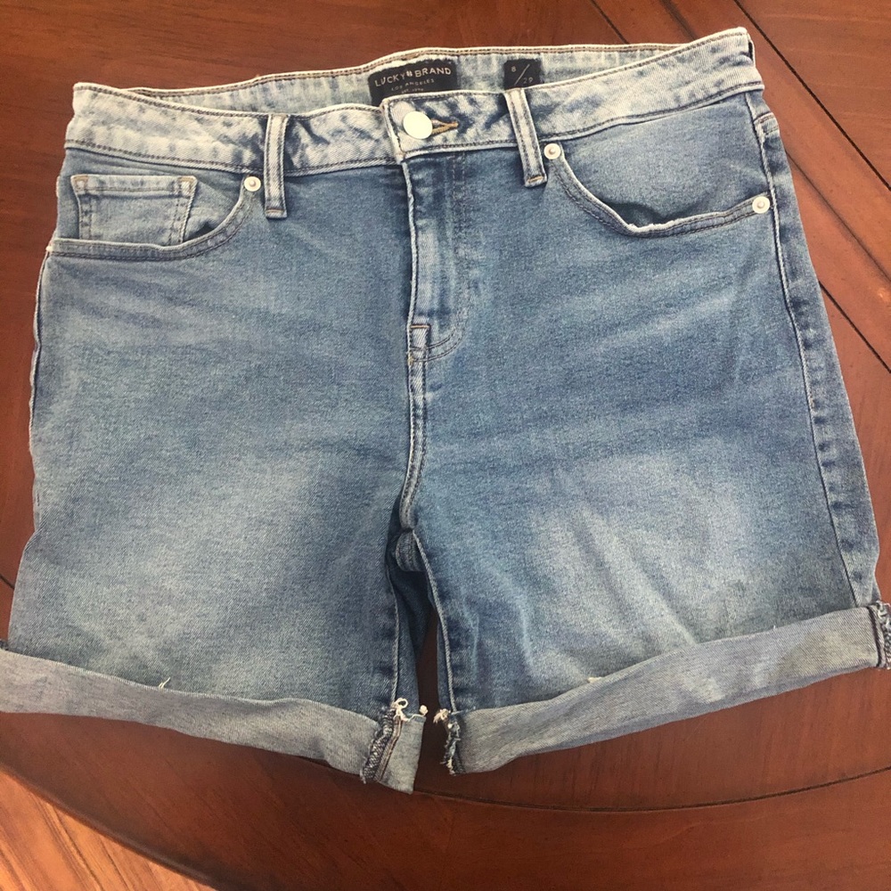 Lucky Brand The Bermuda Jean shorts size 8